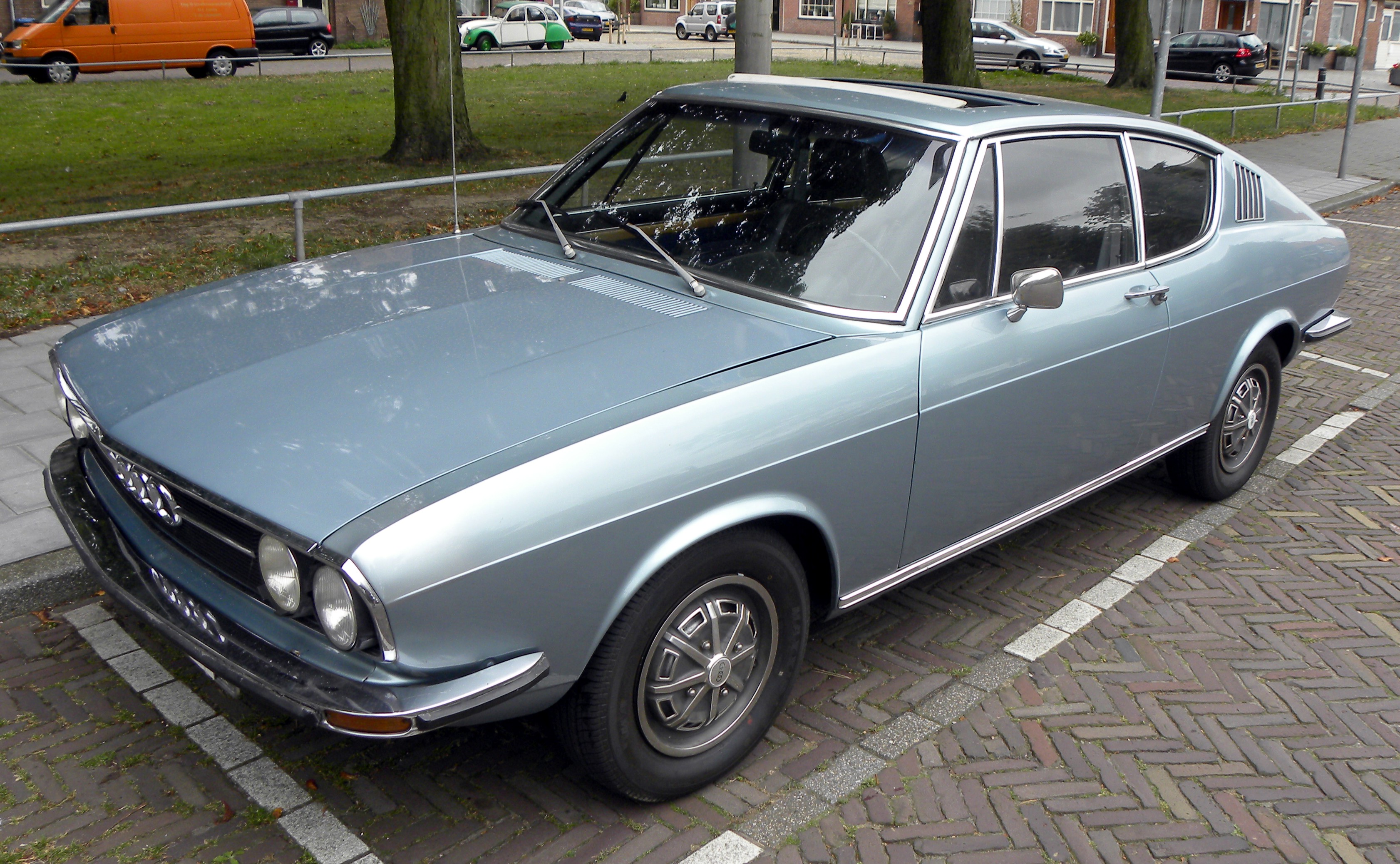 Audi 100 coupe S 1970-1976