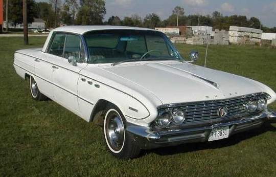 Buick Invicta hardtop sedan 1961