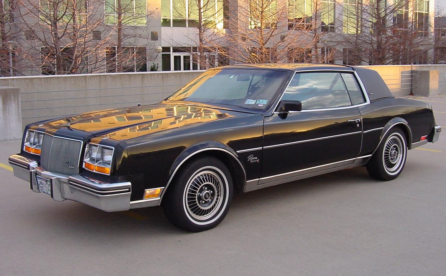 Buick Riviera coupe 1979