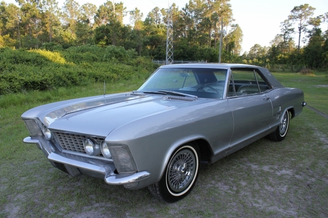 Buick Riviera coupe hardtop 1964