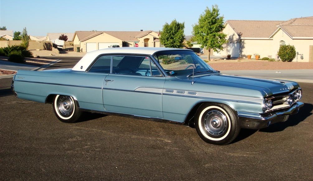 Buick Wildcat hardtop sedan 1963