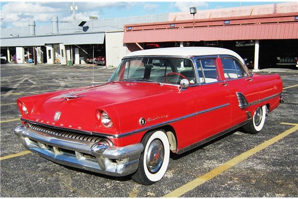 Mercury Monterey sedan 1955