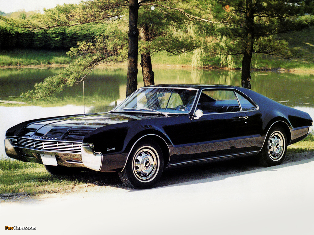 Oldsmobile Toronado 1966