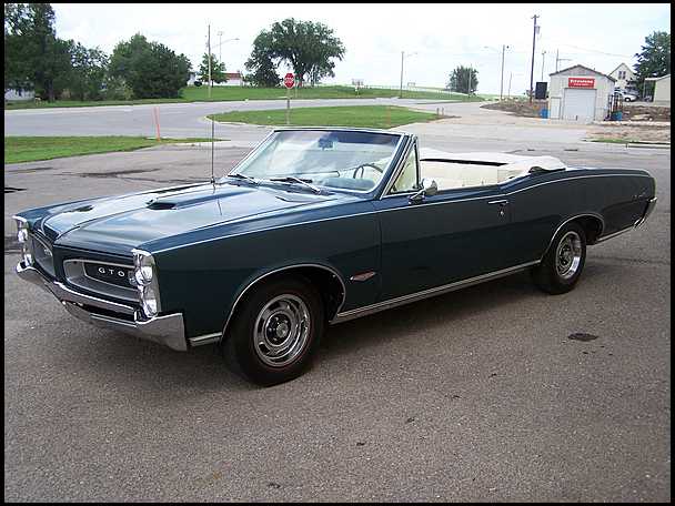 Pontiac GTO convertible 1966