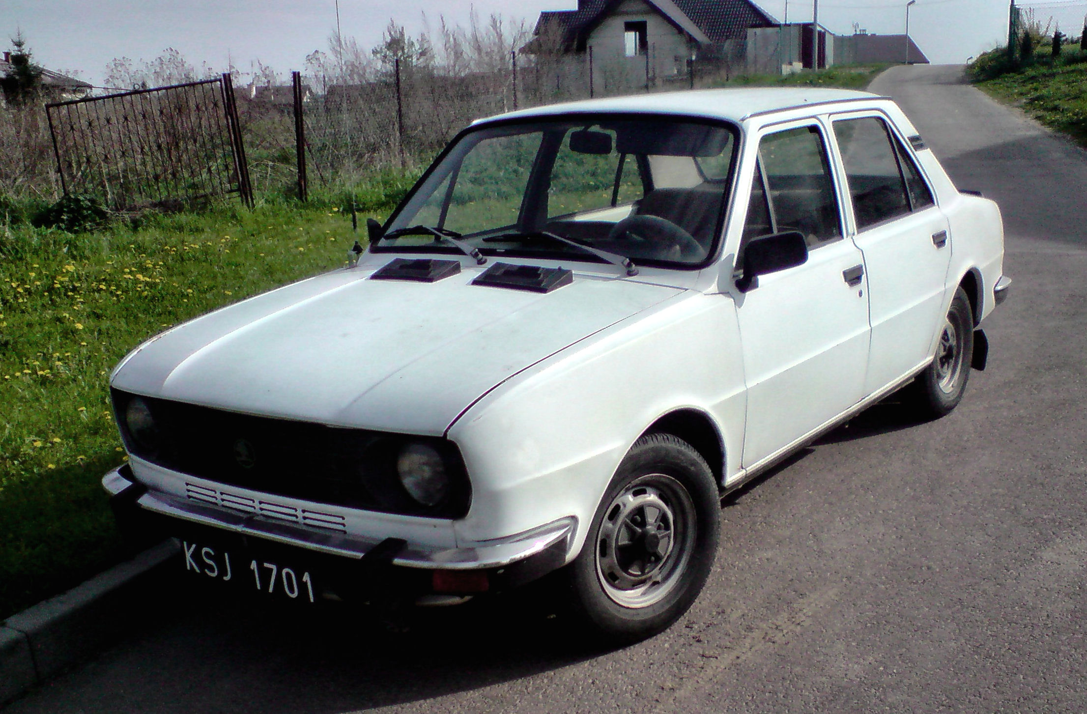 Skoda 105 S 1976-1979