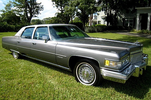 Cadillac Fleetwood Brougham 1976