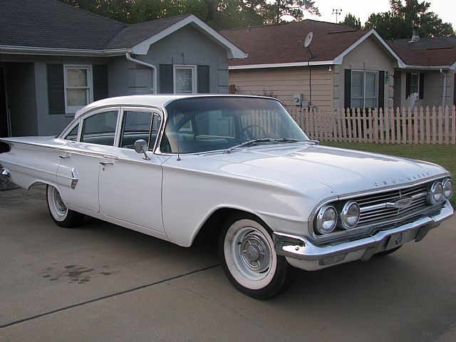 Chevrolet Biscayne sedan 1960