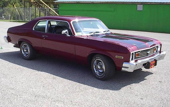 Chevrolet Nova coupe hatchback 1974