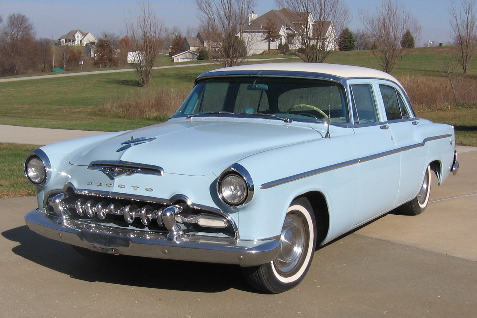 Desoto Fireflite sedan 1955