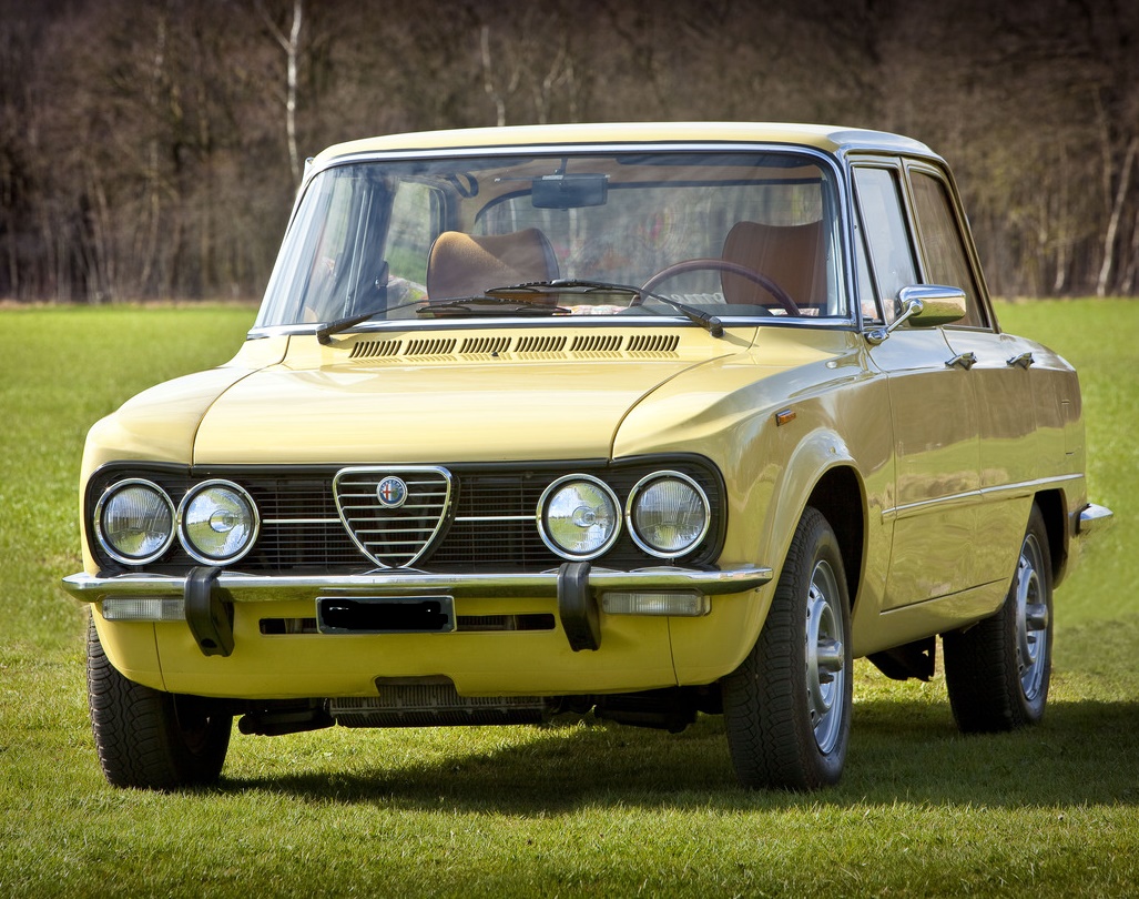 Alfa Romeo Giulia 1300 nuova super 1974-1978