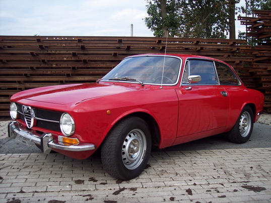 Alfa Romeo GT Junior 1.3 lusso 1972-1977