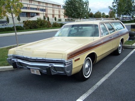 Dodge Monaco wagon 1973