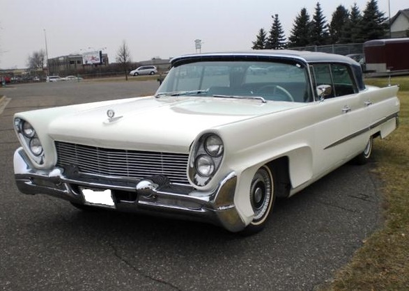 Lincoln Capri sedan ht 1958