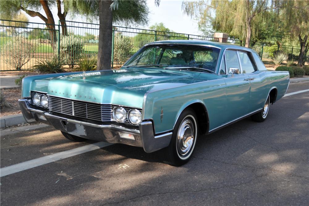 Lincoln Continental sedan 1966