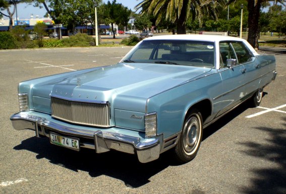 Lincoln Continental sedan 1974