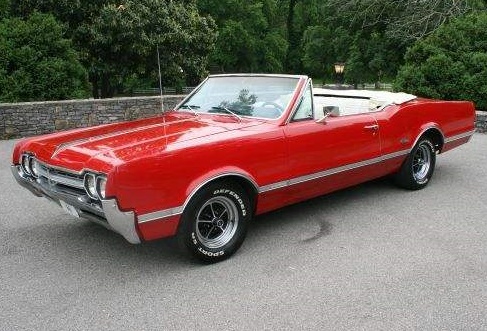 Oldsmobile Cutlass convertible 1966