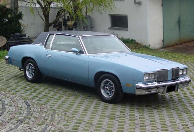 Oldsmobile Cutlass coupe 1980