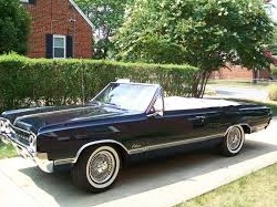 Oldsmobile Cutlass convertible 1965