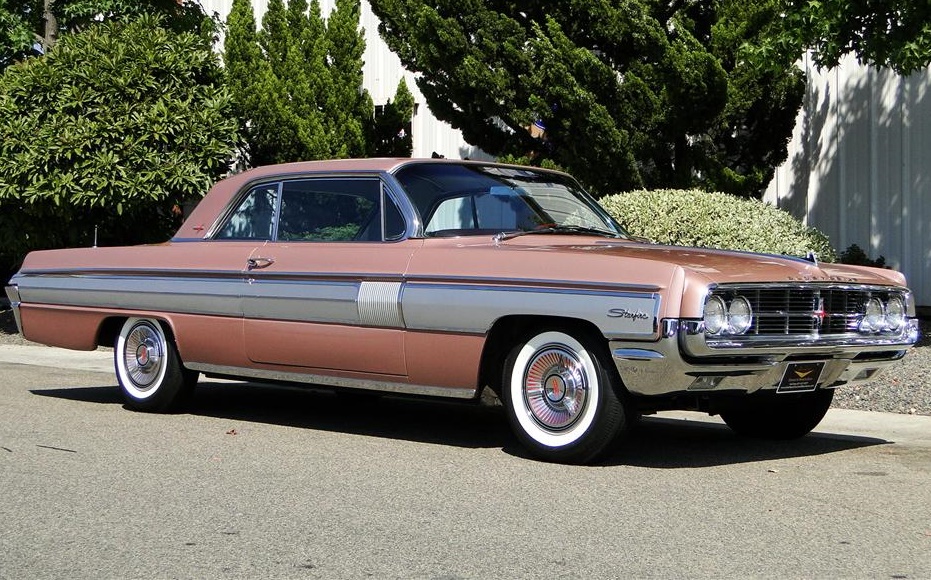 Oldsmobile Starfire coupe 1962