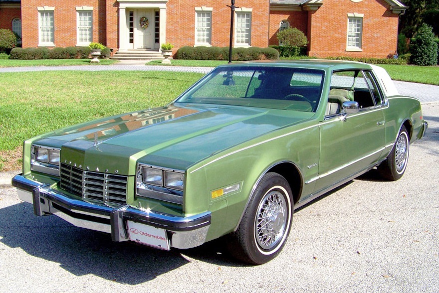 Oldsmobile Toronado brougham 1979