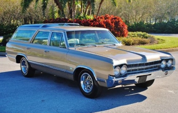 Oldsmobile Vista Cruiser 1965