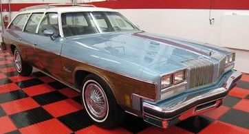 Oldsmobile Vista Cruiser 1976