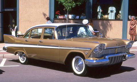 Plymouth Belvedere sedan 1957