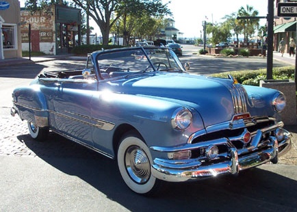 Pontiac Chieftain DeLuxe convertible 1952