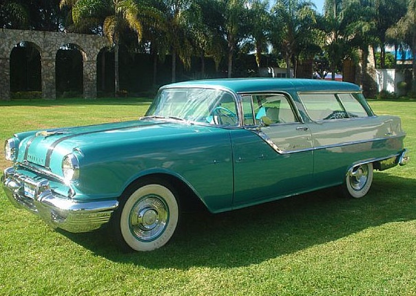 Pontiac Chieftain safari wagon 1955