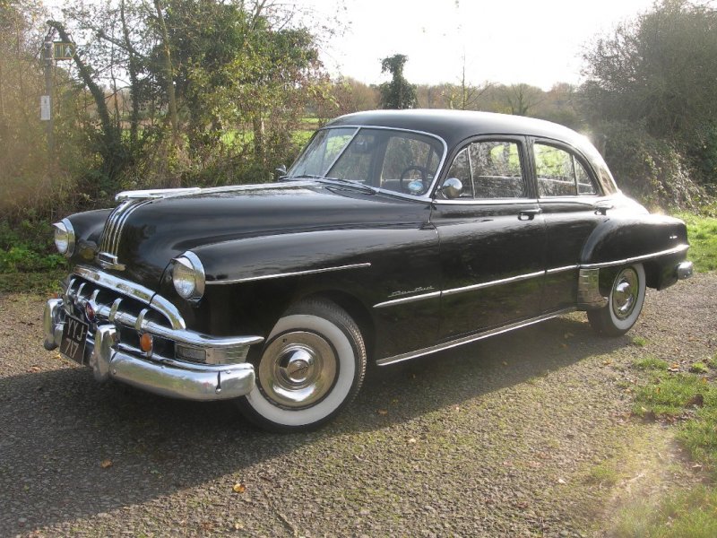 Pontiac Chieftain sedan 1950